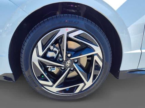 New 2026 Hyundai Sonata SEL FWD image 10