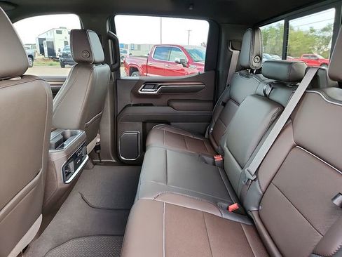 New 2026 GMC Sierra 1500 Denali w/ Technology Package AWD/4WD image 9