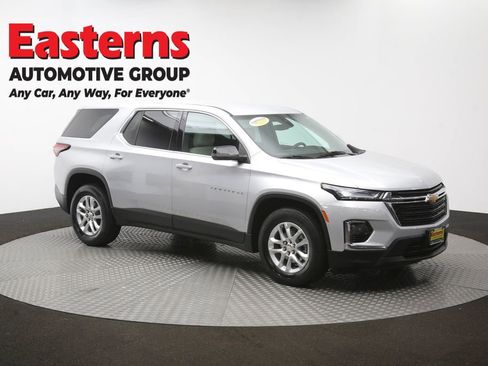 Used 2022 Chevrolet Traverse LS AWD/4WD image 48