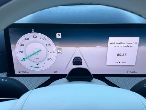 Used 2025 Genesis GV80 3.5T Prestige image 30