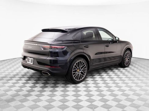 Used 2021 Porsche Cayenne Coupe image 6
