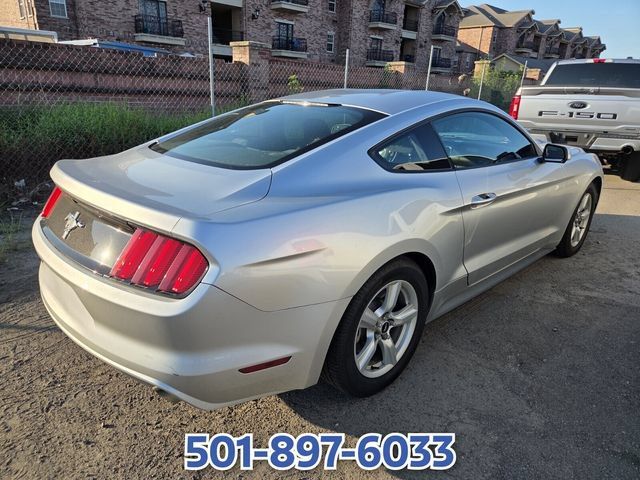 Used 2016 Ford Mustang Coupe RWD image 4