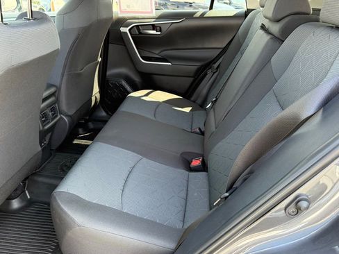 Certified 2025 Toyota RAV4 XLE AWD/4WD image 30