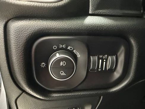 Used 2019 RAM 1500 Laramie w/ Bed Utility Group AWD/4WD image 26