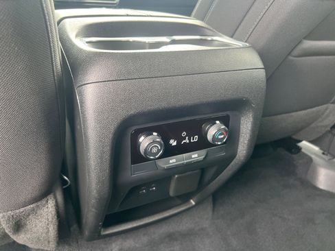 Used 2024 Chevrolet Traverse LT w/ Midnight/Sport Edition FWD image 24