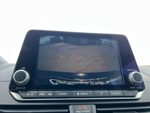 Certified 2025 Nissan Altima 2.5 S FWD image 8