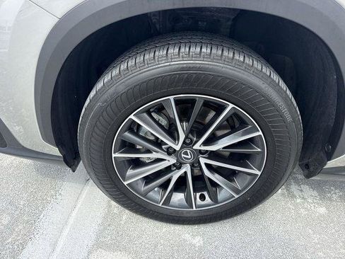 Certified 2025 Lexus NX 250 FWD w/ Towing Package (2000 Lbs) image 10
