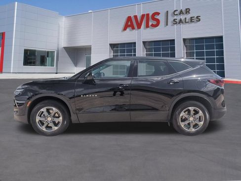 Used 2025 Chevrolet Blazer LT AWD/4WD image 10