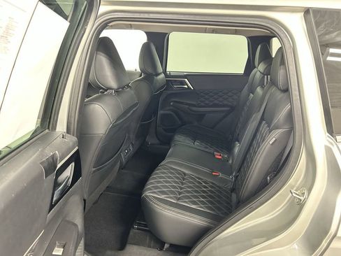 Used 2022 Mitsubishi Outlander SEL AWD/4WD image 20