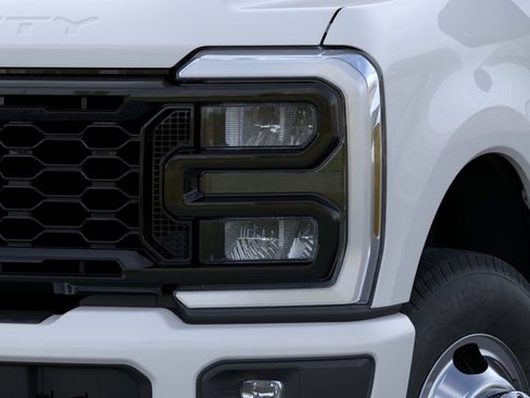 New 2026 Ford F350 XL w/ STX Appearance Package AWD/4WD image 18