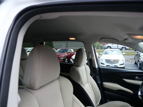 Used 2020 Subaru Ascent Premium w/ Convenience Package AWD/4WD image 30