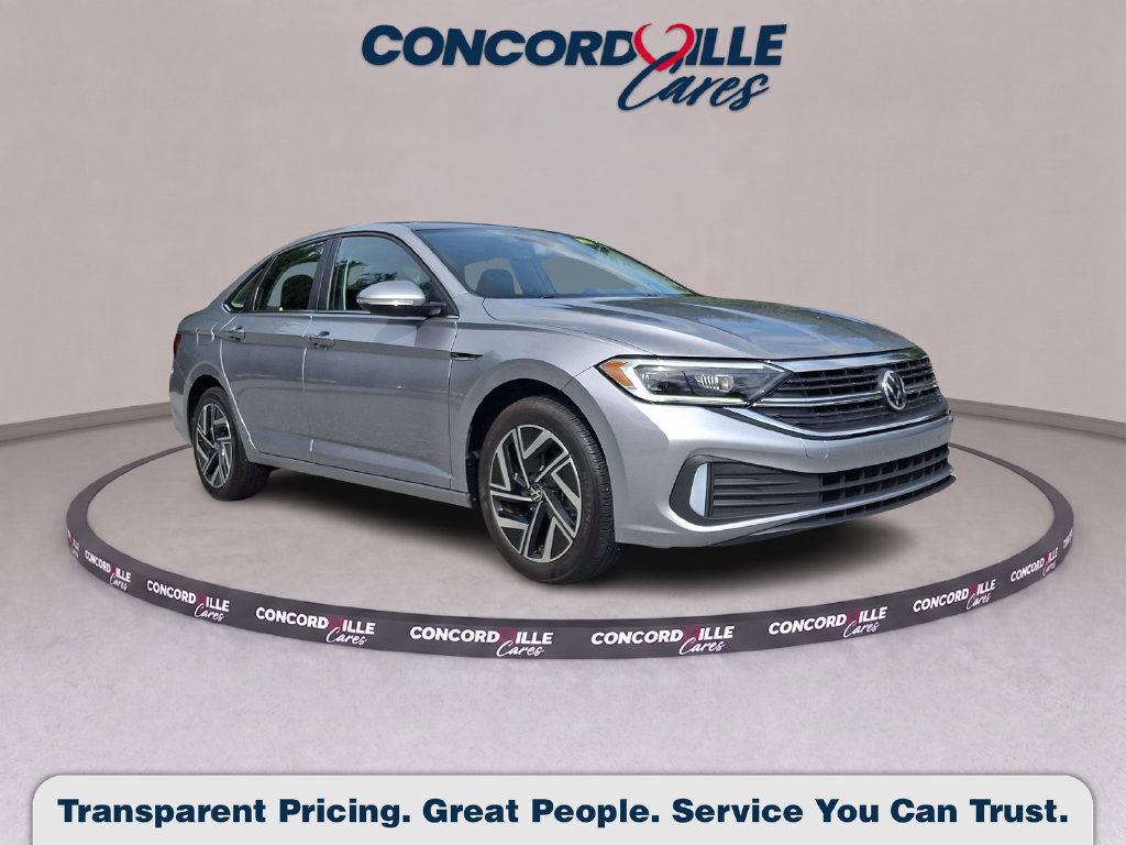 Used 2023 Volkswagen Jetta SEL FWD image 1