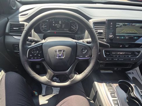 Used 2023 Honda Passport EX-L image 21