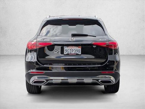 Used 2023 Mercedes-Benz GLC 300 4MATIC image 7