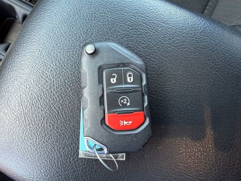 Used 2021 Jeep Wrangler Unlimited Sport AWD/4WD image 14