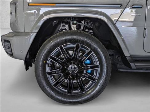 Certified 2025 Mercedes-Benz G 580 w/ EQ Technology image 23