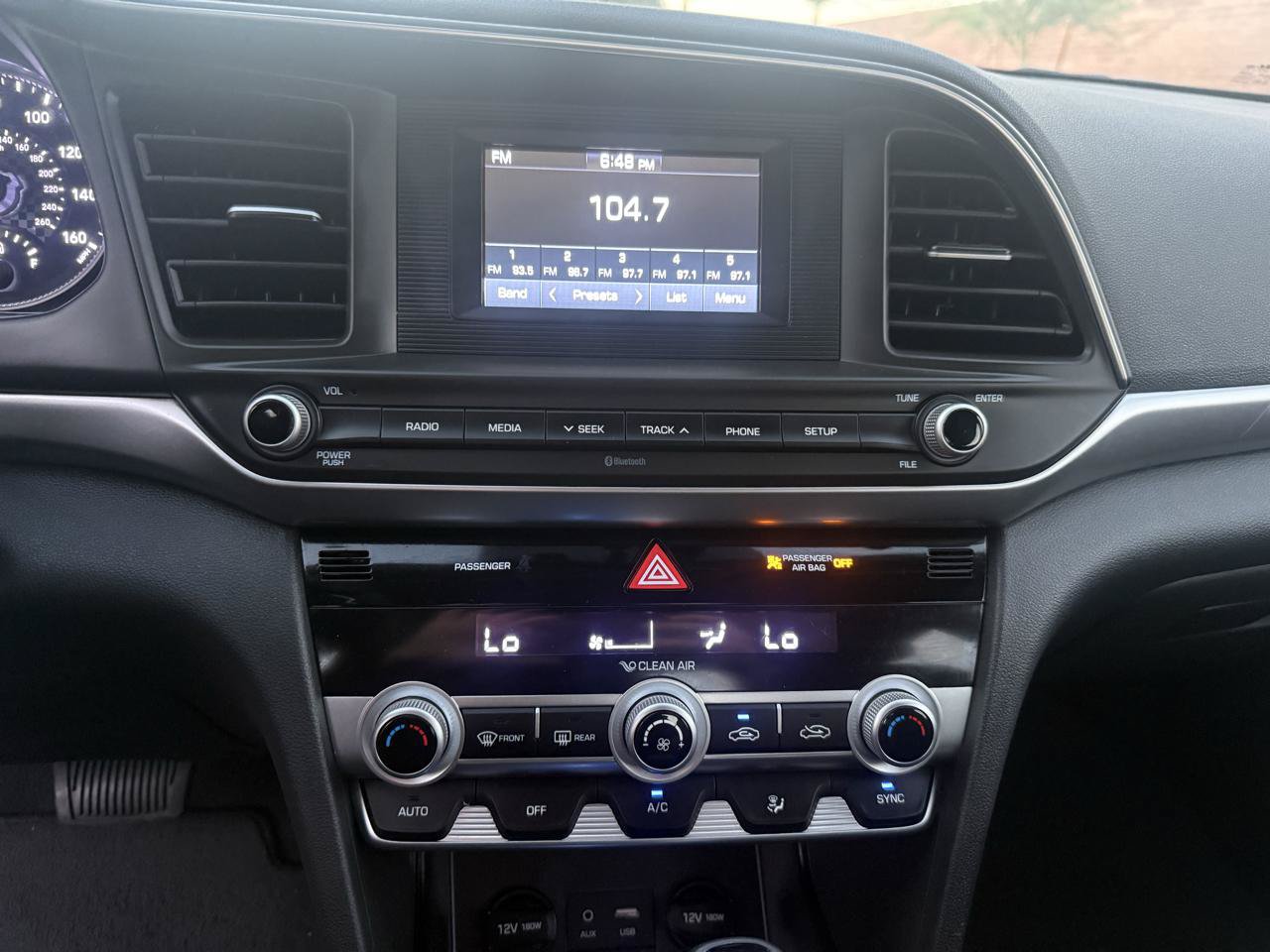 Used 2020 Hyundai Elantra SE w/ Cargo Package (C1) FWD image 22