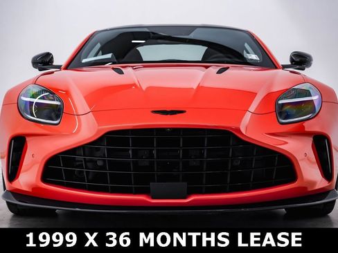 Used 2025 Aston Martin V8 Vantage Coupe image 5