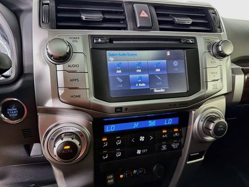 Used 2017 Toyota 4Runner Limited AWD/4WD image 18