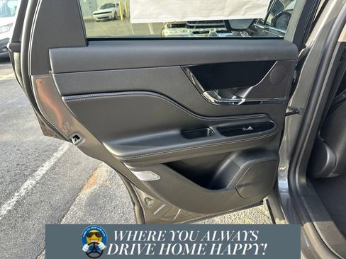 New 2026 Lincoln Corsair Premiere image 27