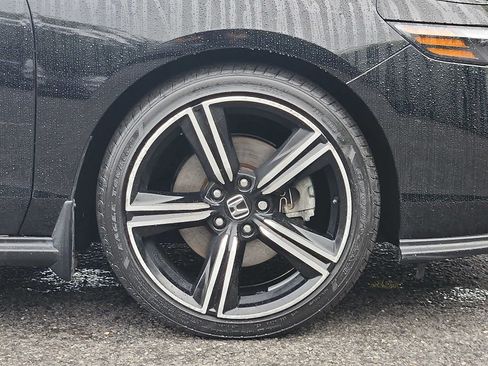 Certified 2023 Honda Accord Sport image 8