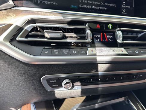 Used 2022 BMW X5 xDrive45e w/ Executive Package image 23