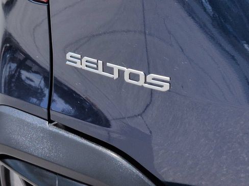 Certified 2024 Kia Seltos EX FWD image 15