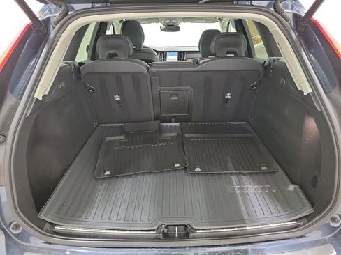 Certified 2024 Volvo XC60 B5 Plus w/ Protection Package Premier image 10