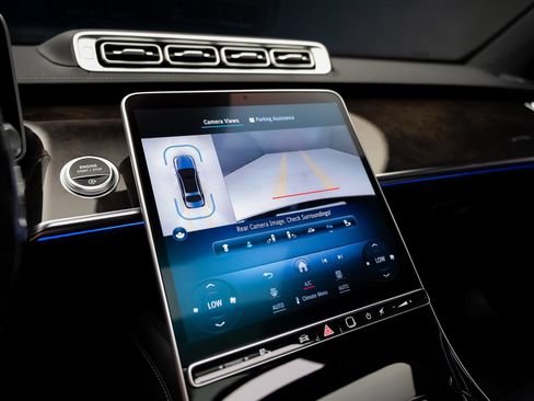 Used 2023 Mercedes-Benz S 500 4MATIC image 50