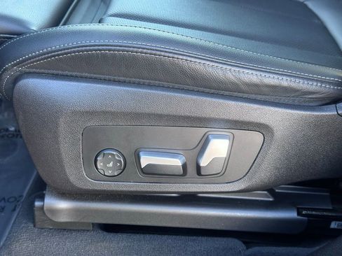 Used 2023 BMW X3 xDrive30i w/ Convenience Package image 15