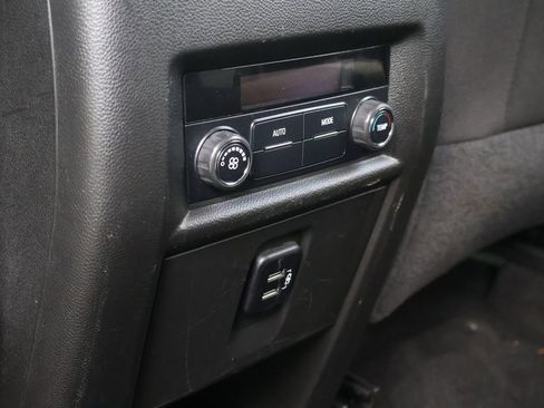 Used 2018 Chevrolet Traverse LS FWD image 43