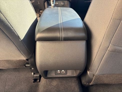 Used 2025 Nissan Altima 2.5 SV image 24