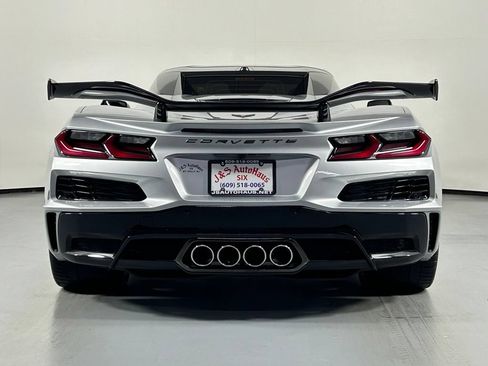 Used 2026 Chevrolet Corvette Z06 RWD image 12