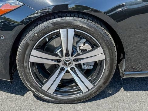 Used 2025 Mercedes-Benz C 300 4MATIC Sedan image 5