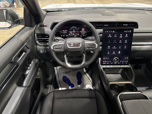 New 2026 GMC Terrain Elevation w/ Elevation Premium Package image 40