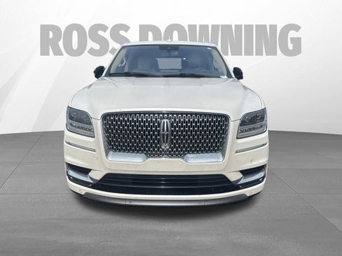 Used 2019 Lincoln Navigator L Select w/ Technology Package RWD image 2