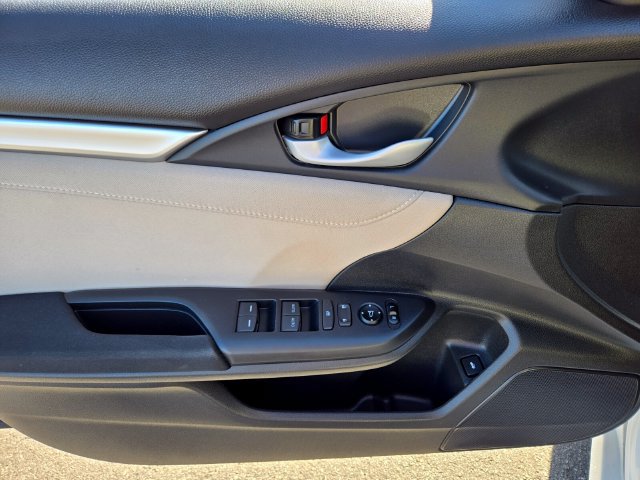 Used 2017 Honda Civic EX image 18
