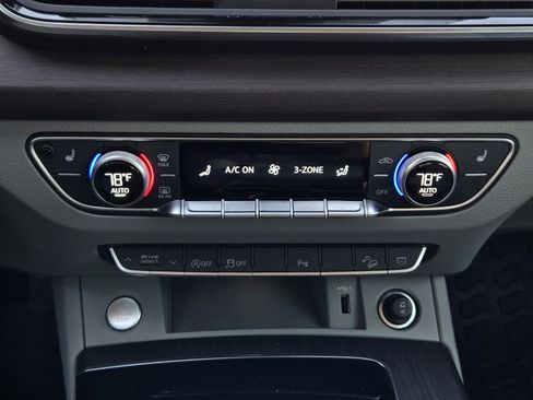 Used 2023 Audi Q5 2.0T Premium Plus image 28