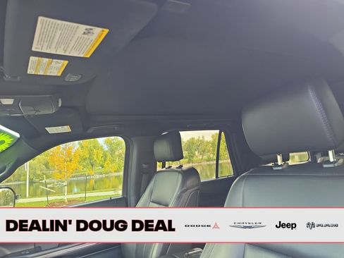 Used 2020 Ford Expedition XLT w/ Equipment Group 202A image 21