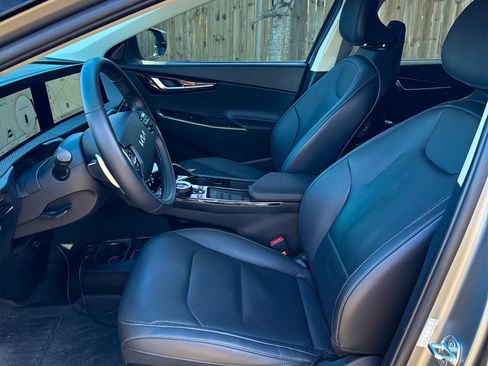 Used 2022 Kia EV6 GT-Line w/ First Edition Package image 24