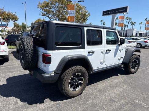 Used 2024 Jeep Wrangler Unlimited Rubicon 4xe AWD/4WD image 11