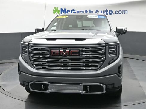 Used 2025 GMC Sierra 1500 Denali w/ Denali Reserve Package AWD/4WD image 6