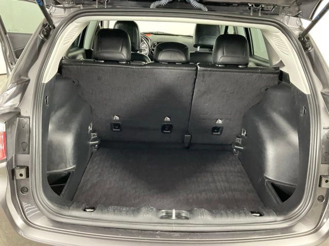 Used 2020 Jeep Compass Latitude FWD image 21