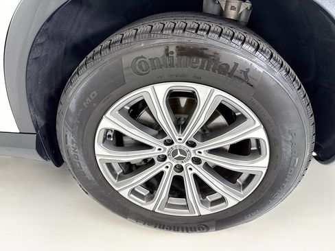 Used 2023 Mercedes-Benz GLC 300 image 30