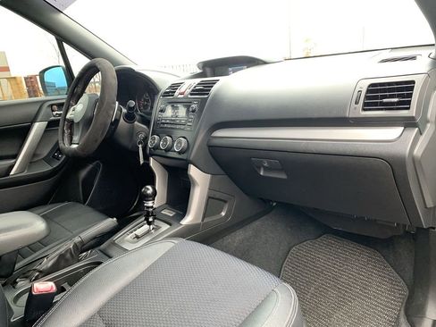 Used 2014 Subaru Forester 2.0XT Premium image 31