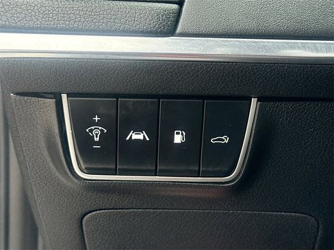 Used 2023 Kia Stinger GT2 w/ Red Interior Color Package image 10