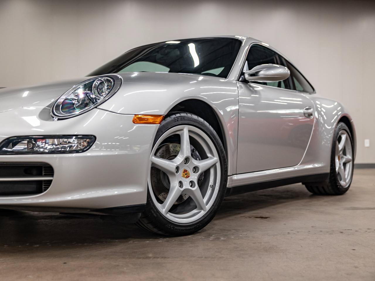 Used 2006 Porsche 911 Carrera 4 AWD/4WD image 21