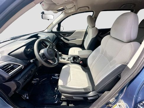 Used 2021 Subaru Forester AWD/4WD image 17
