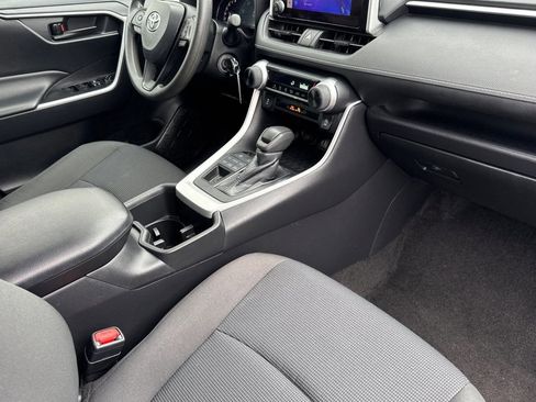 Used 2024 Toyota RAV4 LE image 32