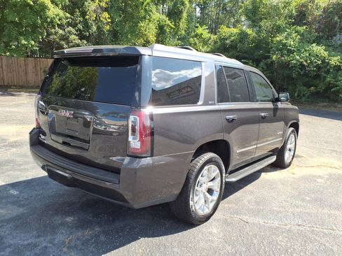 Used 2016 GMC Yukon SLT w/ Open Road Package AWD/4WD image 3